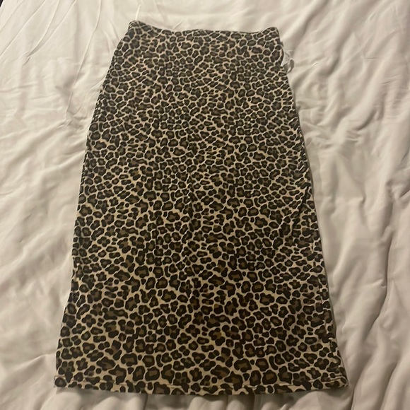 Charlotte Russe Dresses & Skirts - Charlotte Russe  leopard print pencil skirt size S NWT